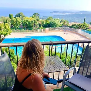 Apartment Pool House Mdt 2 Etoiles Vue Panoramique Amazing Sea View Wifi Linge Linen Inclut Aircondition, La Croix-Valmer